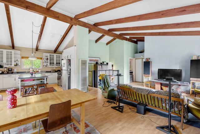 4426 MODEL A FORD LANE, El Cajon CA: https://media.crmls.org/mediaz/c194f5cf-d1e0-4e18-9885-a5592f6d2652.jpg