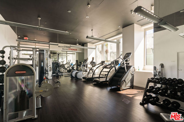 3119 Via Dolce, Marina del Rey CA: https://media.crmls.org/mediaz/c1963b71-8635-4438-9b00-cb7800f1bcd9.jpg
