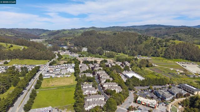 43 Patrick Way, Half Moon Bay CA: https://media.crmls.org/mediaz/c1964cb4-e0a8-455d-9cff-ece12fd4cd47.jpg