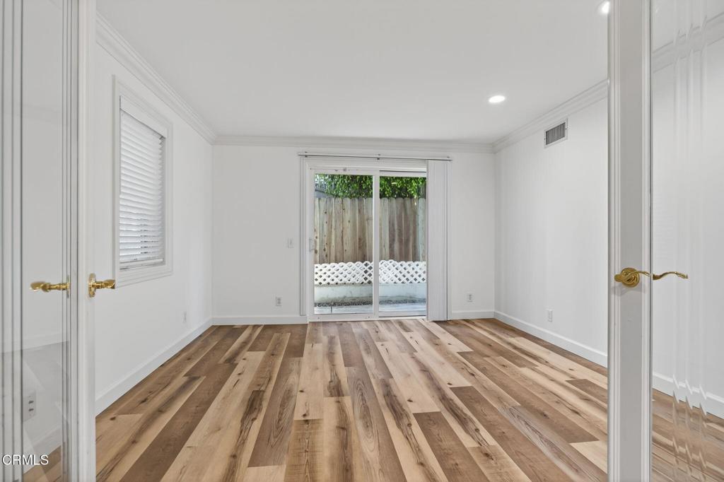 MLS #V1-33403 image #38