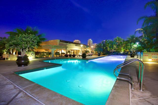 100 Harbor Dr, San Diego CA: https://media.crmls.org/mediaz/c196a916-3cbd-4963-ad66-3742af91b09d.jpg