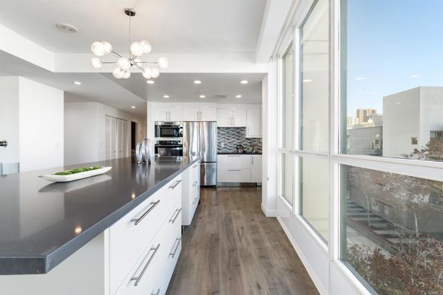 Detail Gallery Image 18 of 56 For 510 1st Ave #402,  San Diego,  CA 92101 - 4 Beds | 4 Baths