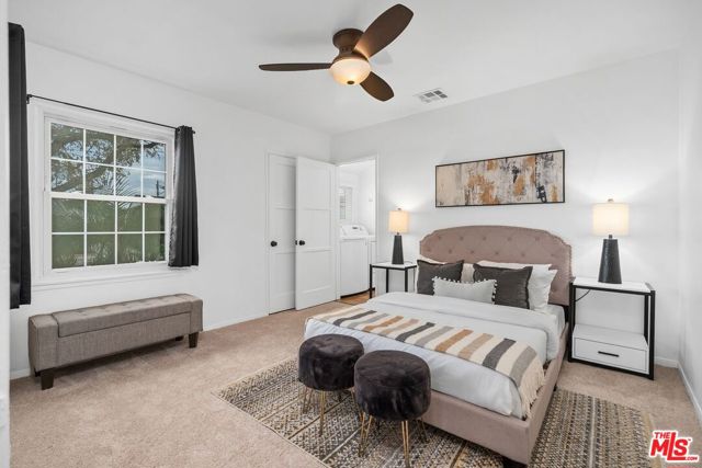 8131 Paso Robles Avenue, Lake Balboa CA: https://media.crmls.org/mediaz/c197b491-dd75-4be0-9482-88ca40ae04cb.jpg