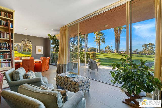 47425 Medina Drive, Palm Desert CA: https://media.crmls.org/mediaz/c1985c27-7d00-4401-83a1-06befe8c2561.jpg