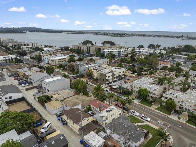 Image 25 of 27 For 4092 Riviera Drive 3