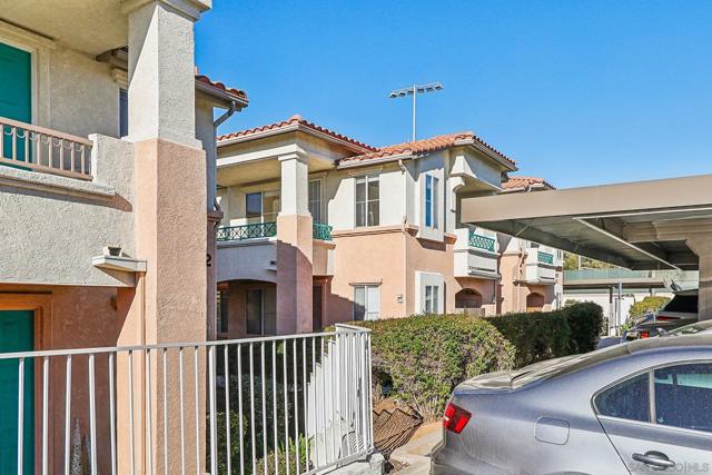 Image 14 of 16 For 11410 Via Rancho San Diego  38