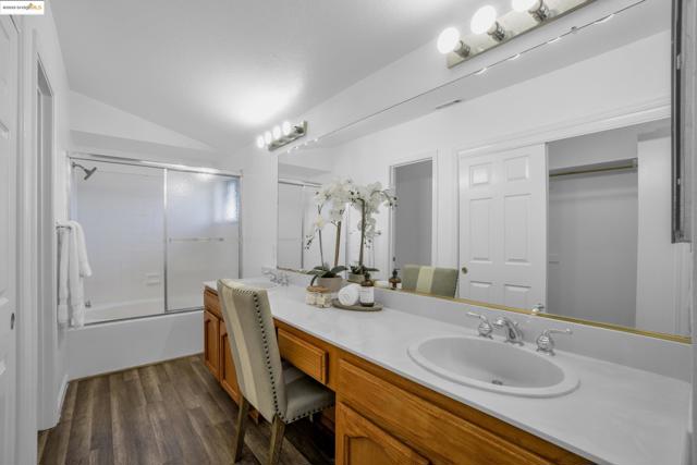 5014 Prairie Way, Antioch CA: https://media.crmls.org/mediaz/c1994157-b610-471c-83f2-4a18e8de103c.jpg