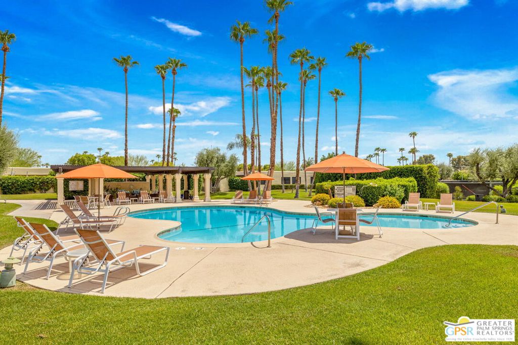 MLS #25621593PS image #12