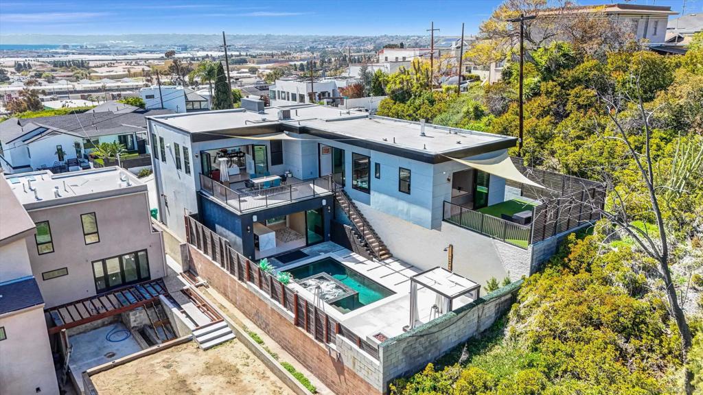 MLS #250022021SD img 17