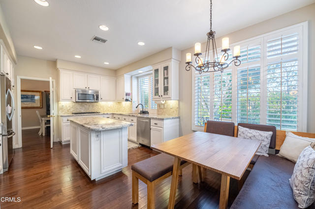 Detail Gallery Image 9 of 24 For 621 Hawks Bill Pl, Simi Valley,  CA 93065 - 4 Beds | 3 Baths