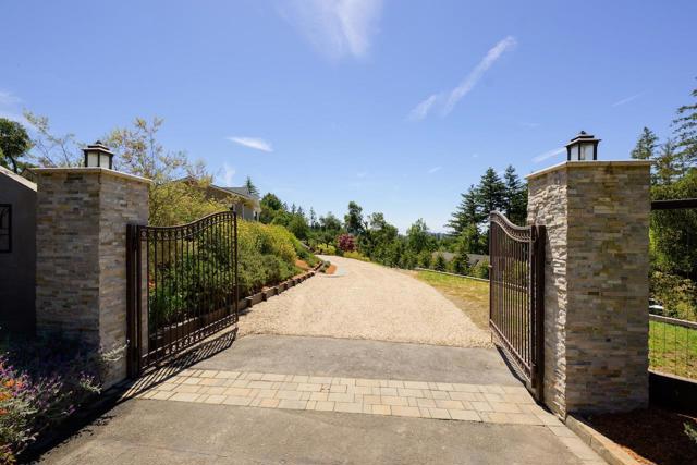 520 Sand Hill Road, Scotts Valley CA: https://media.crmls.org/mediaz/c19ab449-63e6-4cc3-8b2f-b6b90510cb76.jpg
