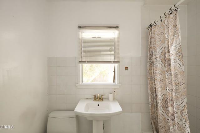 Detail Gallery Image 24 of 31 For 2020 Casa Grande St, Pasadena,  CA 91104 - 3 Beds | 2 Baths