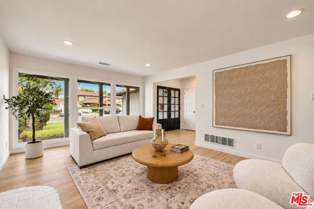 2128 Adona Drive photo 14