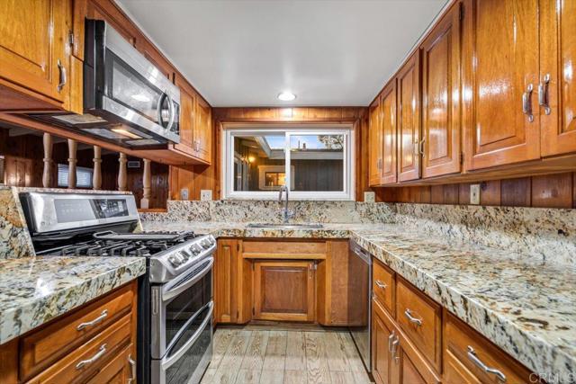 Image 16 of 49 For 8123 Palm Street