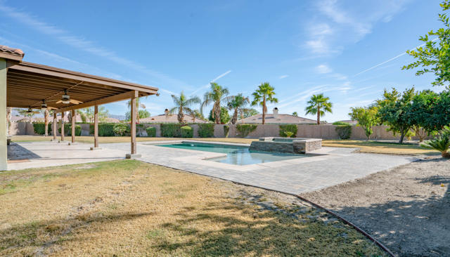 Image 36 of 154 For 79925 Corte Calero