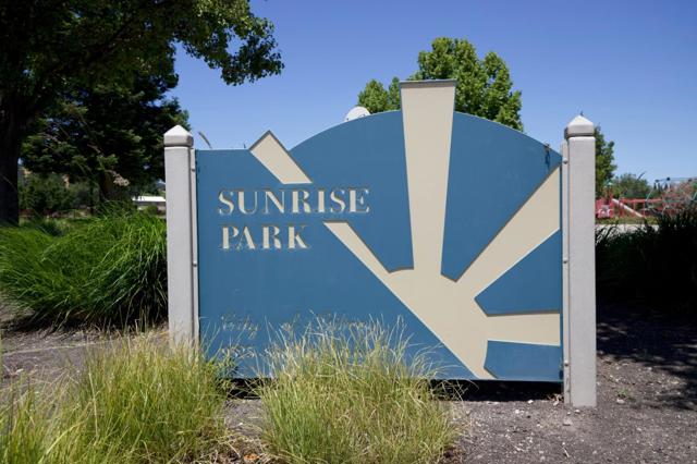 1250 Sunrise Drive, Gilroy CA: https://media.crmls.org/mediaz/c19cb902-eec7-4bbe-bfc3-09387491f075.jpg