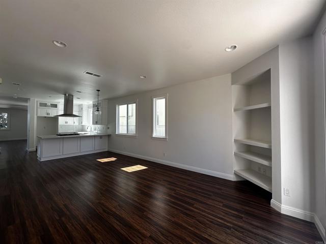 Detail Gallery Image 6 of 26 For 6957 Catamaran Dr, Carlsbad,  CA 92011 - 4 Beds | 2/1 Baths