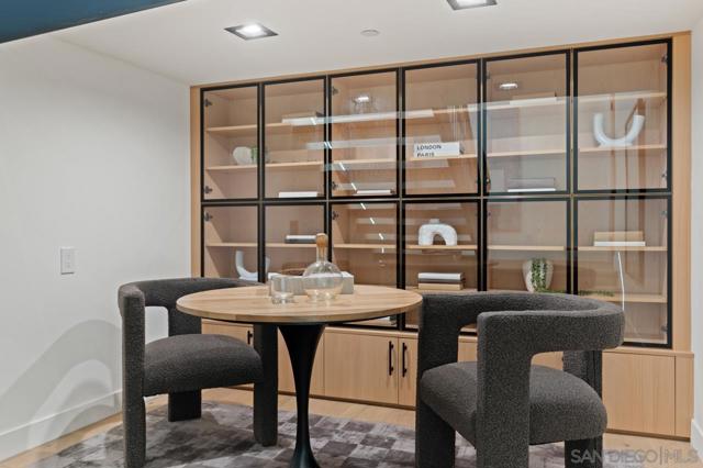 5758 Las Palomas, Rancho Santa Fe CA: https://media.crmls.org/mediaz/c19dfebc-ac0c-45ae-a68c-11352aa873da.jpg