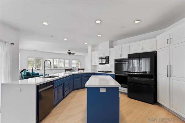 31252 North Star Way, Valley Center CA: https://media.crmls.org/mediaz/c19e5688-aeb1-4b3e-b389-b2bff376fa36.jpg