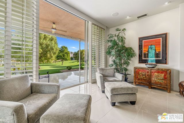 46920 Amir Drive, Palm Desert CA: https://media.crmls.org/mediaz/c19eeacf-e48e-4a96-9b07-0f7eaa0326f3.jpg