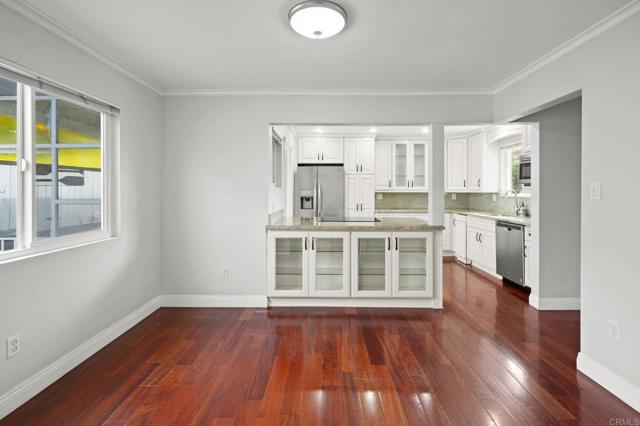 Detail Gallery Image 8 of 69 For 2634 38 Juan St, San Diego,  CA 92110 - 5 Beds | 4 Baths