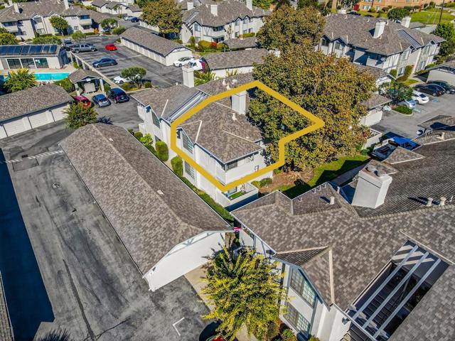 1056 Padre Drive, Salinas CA: https://media.crmls.org/mediaz/c19f7bab-5234-46e5-a542-fe07a27be439.jpg