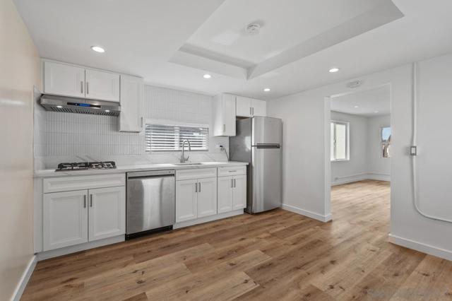 1195 Georgia A-C, Imperial Beach CA: https://media.crmls.org/mediaz/c1a057f6-6918-4059-95b5-ce35b96ec26d.jpg