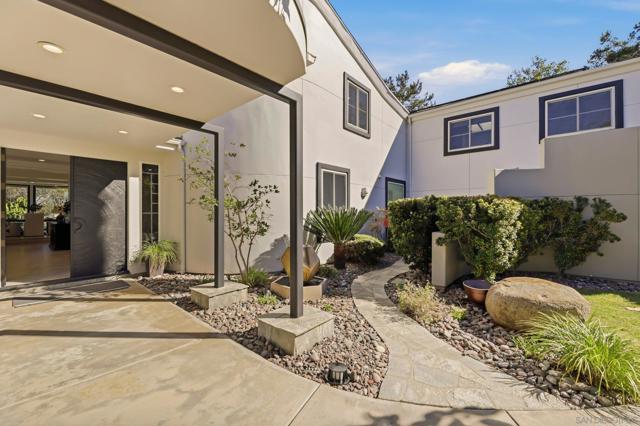 Image 11 of 53 For 13024 Olmeda Court