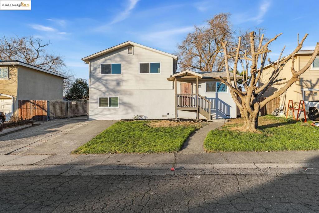 4165 Stephen DR