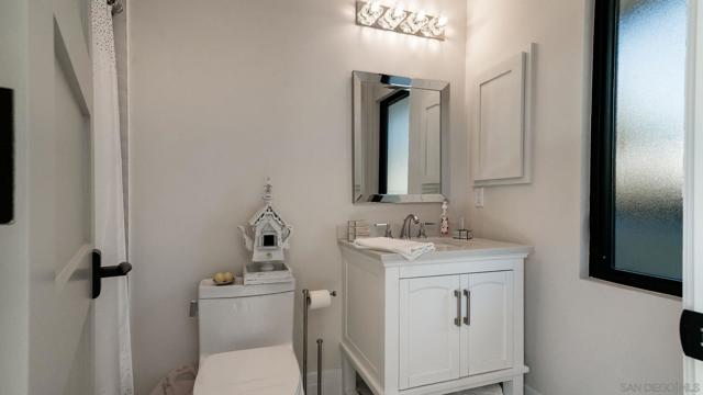 Image 36 of 75 For 7173 Obelisco Cir