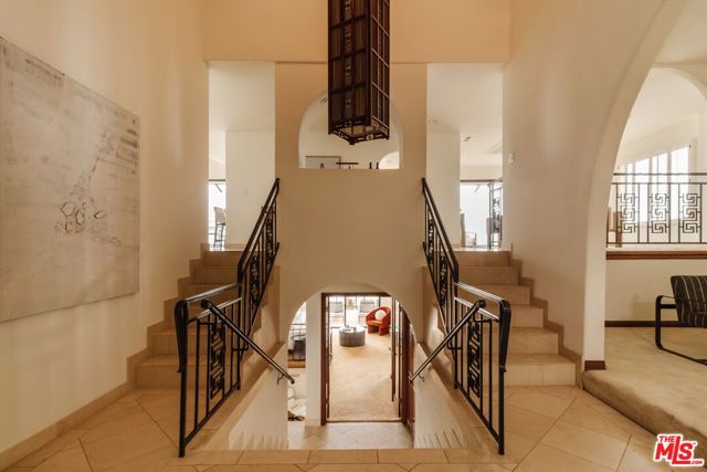 3837 Paseo De Las Tortugas, Torrance CA: https://media.crmls.org/mediaz/c1a34b0d-b856-4f89-853b-0d16f1ab2230.jpg