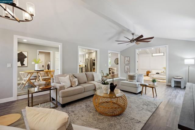 5104 Alhambra Valley Rd, Martinez CA: https://media.crmls.org/mediaz/c1a3a2fe-6caf-48da-9e29-f5340652bea0.jpg