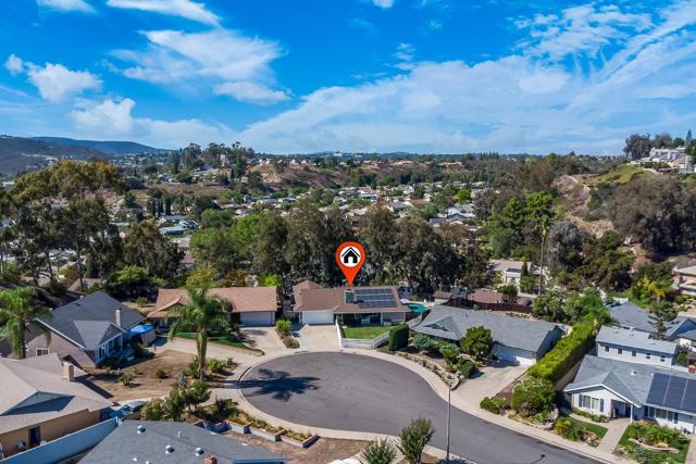 13306 Tawanka Dr, Poway CA: https://media.crmls.org/mediaz/c1a43d9f-e515-4290-bdf8-efebe8b16419.jpg