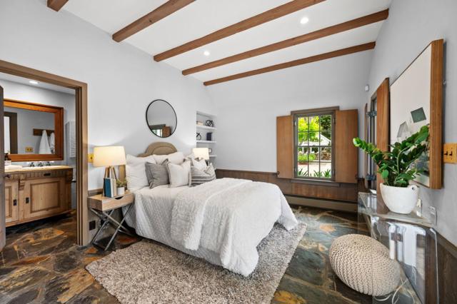 37 Lupin Lane, Atherton CA: https://media.crmls.org/mediaz/c1a4c721-52d0-450e-a794-91bbc7b60b42.jpg