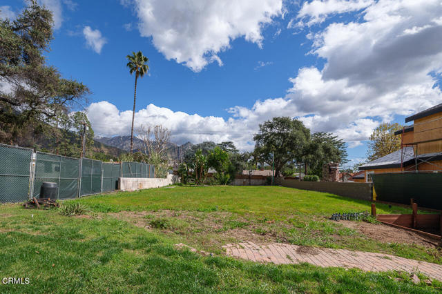 Detail Gallery Image 15 of 20 For 2546 Highland Ave, Altadena,  CA 91001 - – Beds | – Baths