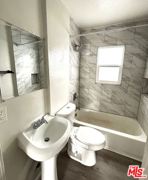 1457 52nd Street photo 6