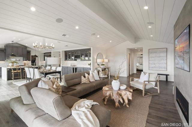 1170 Chinquapin AVE, Carlsbad CA: https://media.crmls.org/mediaz/c1a691e5-a74f-4d8d-b777-fc9fe0b62e7e.jpg