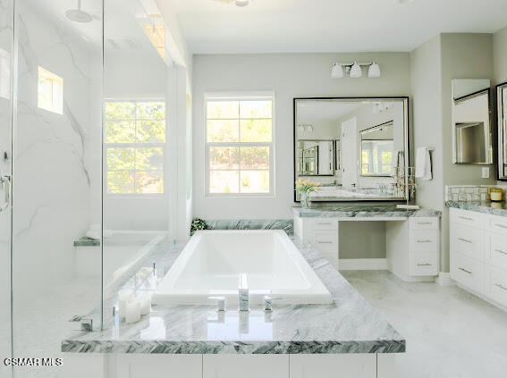 1323 Arroyo View Street, Thousand Oaks CA: https://media.crmls.org/mediaz/c1a739bb-3d39-4abc-8a43-53e2f541fffa.jpg