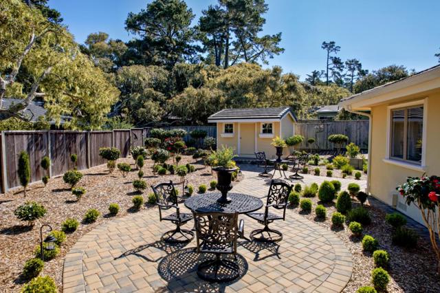 1147 Arrowhead Road, Pebble Beach CA: https://media.crmls.org/mediaz/c1a814df-3399-4eff-a2b9-bb866966ff8e.jpg