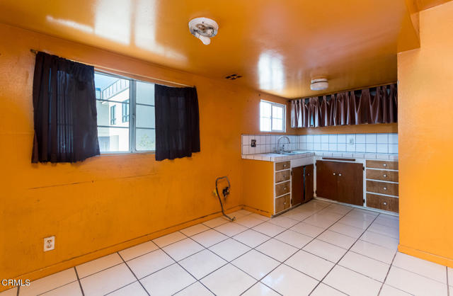 2132 branden Street, Los Angeles CA: https://media.crmls.org/mediaz/c1a83562-08a8-409e-8977-6f0013142735.jpg
