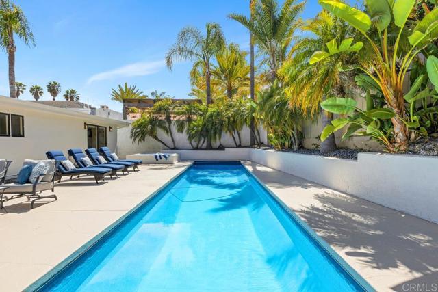 5918 Germaine Lane, La Jolla CA: https://media.crmls.org/mediaz/c1a8701f-ef0b-40e4-a6ec-6ed024a62843.jpg