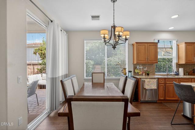 Detail Gallery Image 32 of 42 For 8514 Morningstar Ln, Canoga Park,  CA 91304 - 4 Beds | 4 Baths