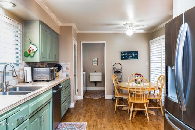 Detail Gallery Image 16 of 41 For 416 Bermuda St, Bakersfield,  CA 93309 - 3 Beds | 2 Baths