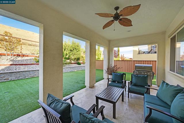 5057 Volterra Ct, Dublin CA: https://media.crmls.org/mediaz/c1ab0fb0-9e3f-4e01-9509-677808f68138.jpg