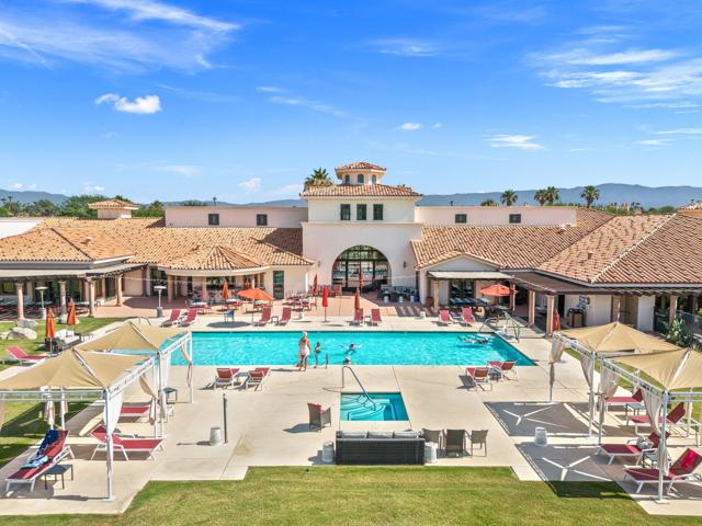 4017 Via Fragante, Palm Desert CA: https://media.crmls.org/mediaz/c1ab1dbc-25ed-4cb3-b036-08cc06099d0c.jpg