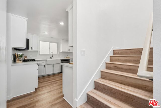 14919 Burin Avenue photo 22