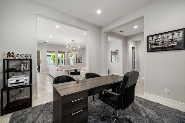 75307 Mansfield Drive, Indian Wells CA: https://media.crmls.org/mediaz/c1ad958e-db4d-48d0-95c7-d931e87dc368.jpg