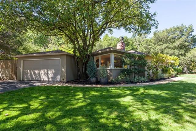 2841 Canyon Road, Burlingame CA: https://media.crmls.org/mediaz/c1ae11a8-804d-42a2-93ba-c61372437cf1.jpg