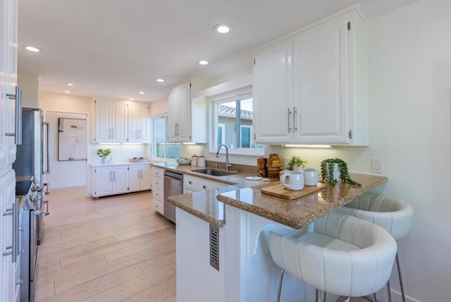893 Madonna Way, Los Altos CA: https://media.crmls.org/mediaz/c1ae5c70-1d62-4a44-9ecd-116a3ec3921d.jpg