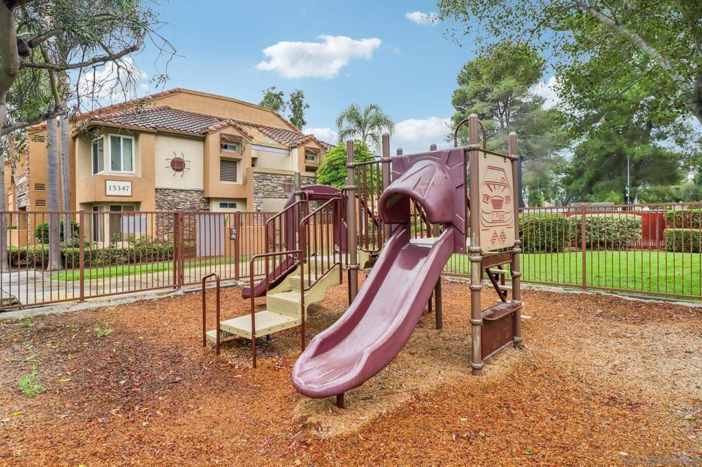 MLS #250037661SD image #41